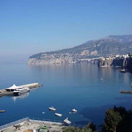 Вилла Brezza Marina Масса-Лубренсе Экстерьер фото